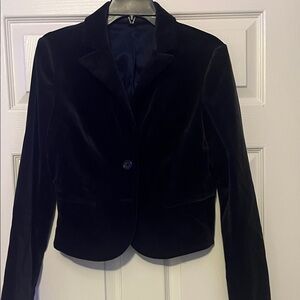 Chic Black Velvet Women's Blazer
